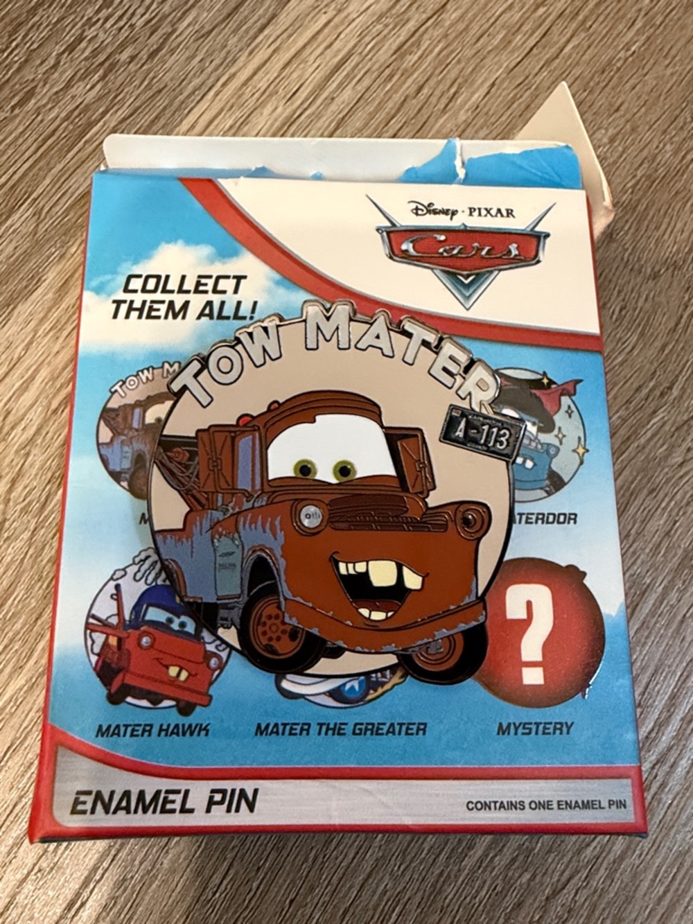 Box Lunch Exclusive Disney Pixar Cars Tow Mater Enamel Pin New